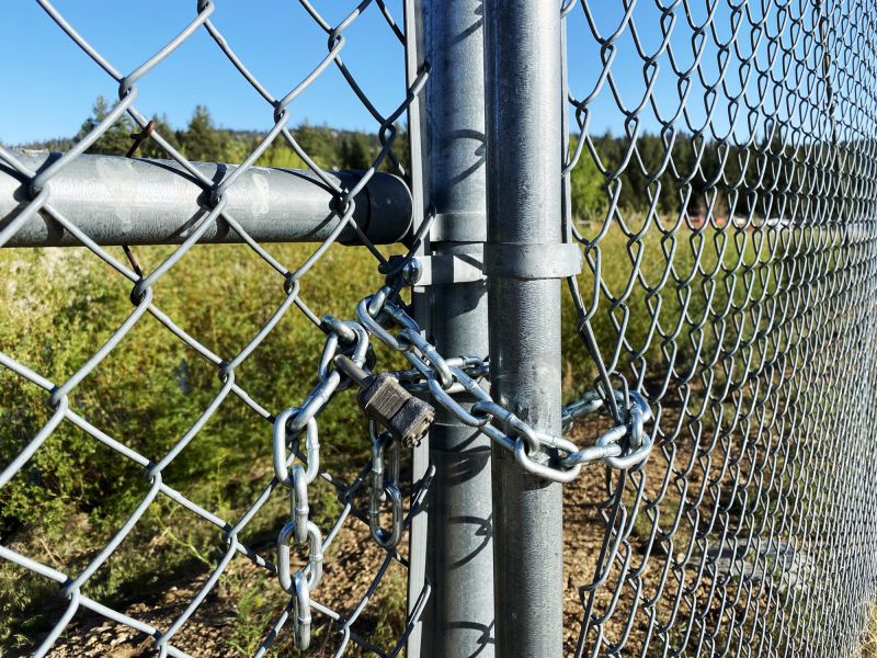 Chain Link Fence with Gate