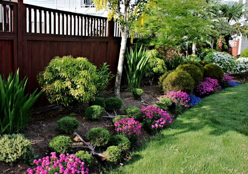 Landscaping Fence Contractors